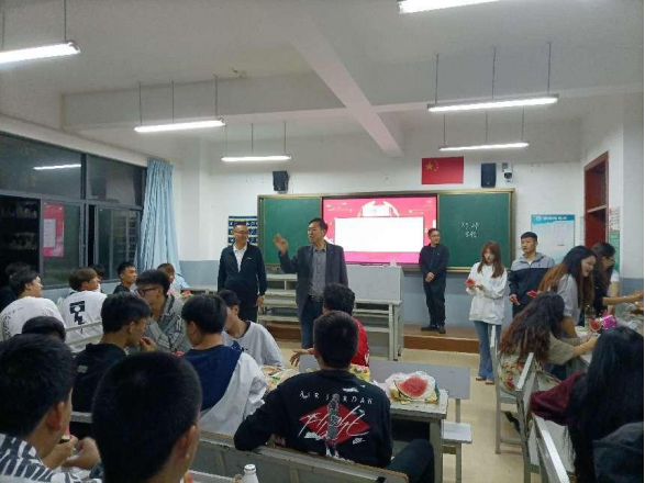 公路学院师生欢庆教师喜迎中秋416.png 公路学院师生欢庆教师喜迎中秋416.png
