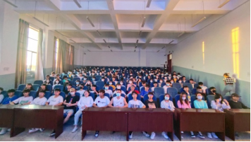 公路学院开展工程造价专业专题讲座719.png 公路学院开展工程造价专业专题讲座719.png