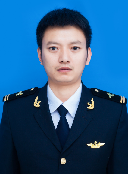 杨超（大）.png